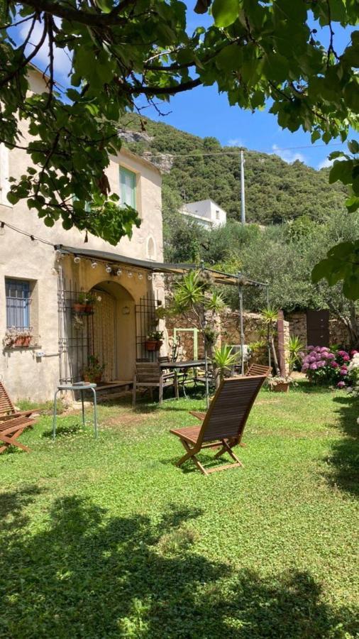 Casa Olivia Lacrema Finale Ligure Kültér fotó