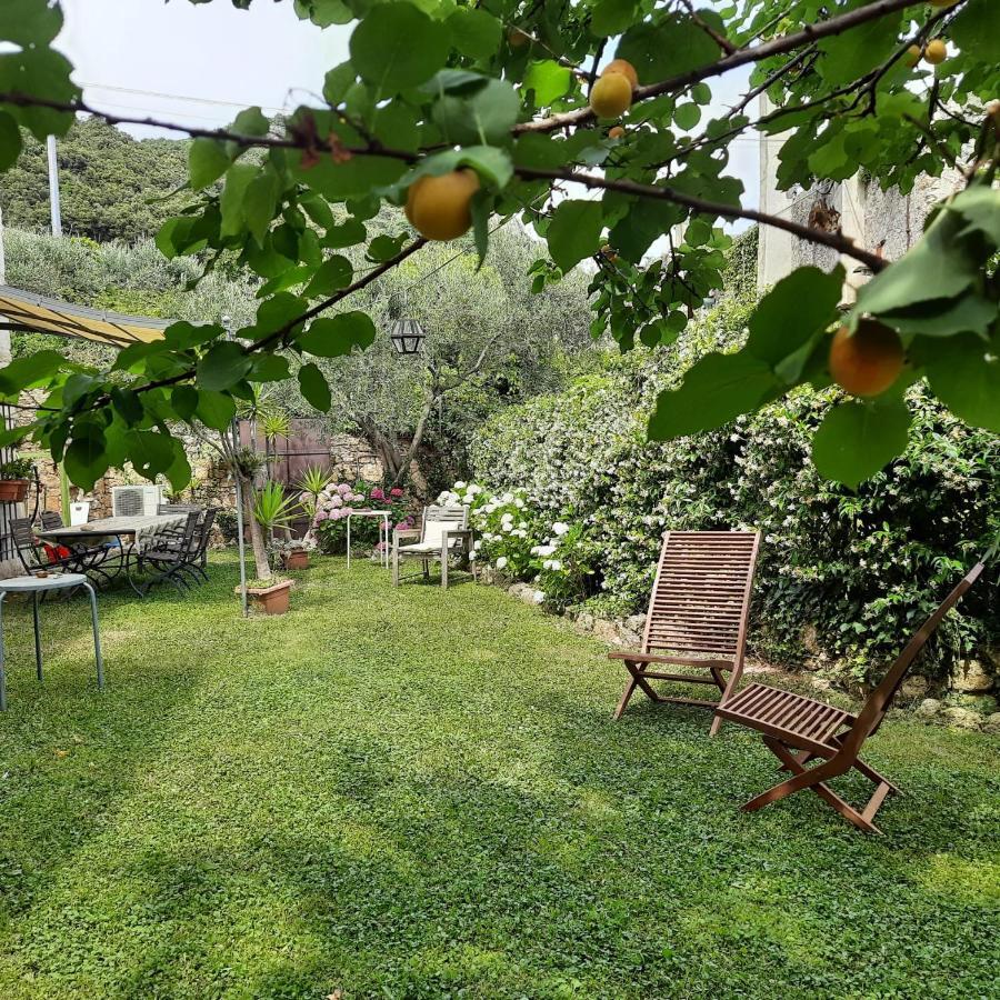 Casa Olivia Lacrema Finale Ligure Kültér fotó